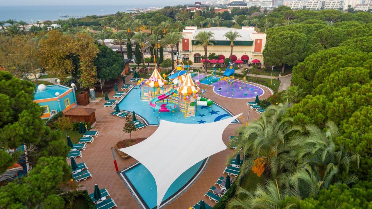 โรงแรมไอซี กรีน พาเลซ อันตัลยา ภายนอก รูปภาพ Aerial view of the park