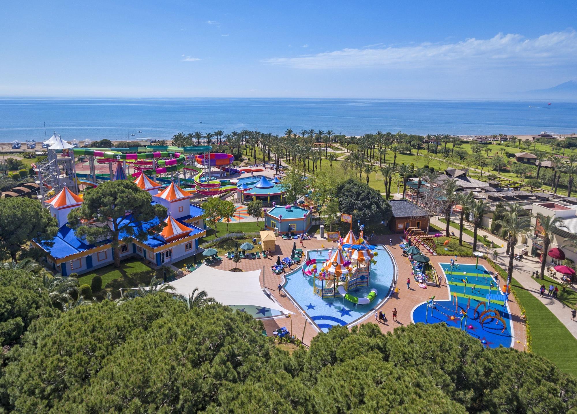 โรงแรมไอซี กรีน พาเลซ อันตัลยา ภายนอก รูปภาพ Aerial view of the park