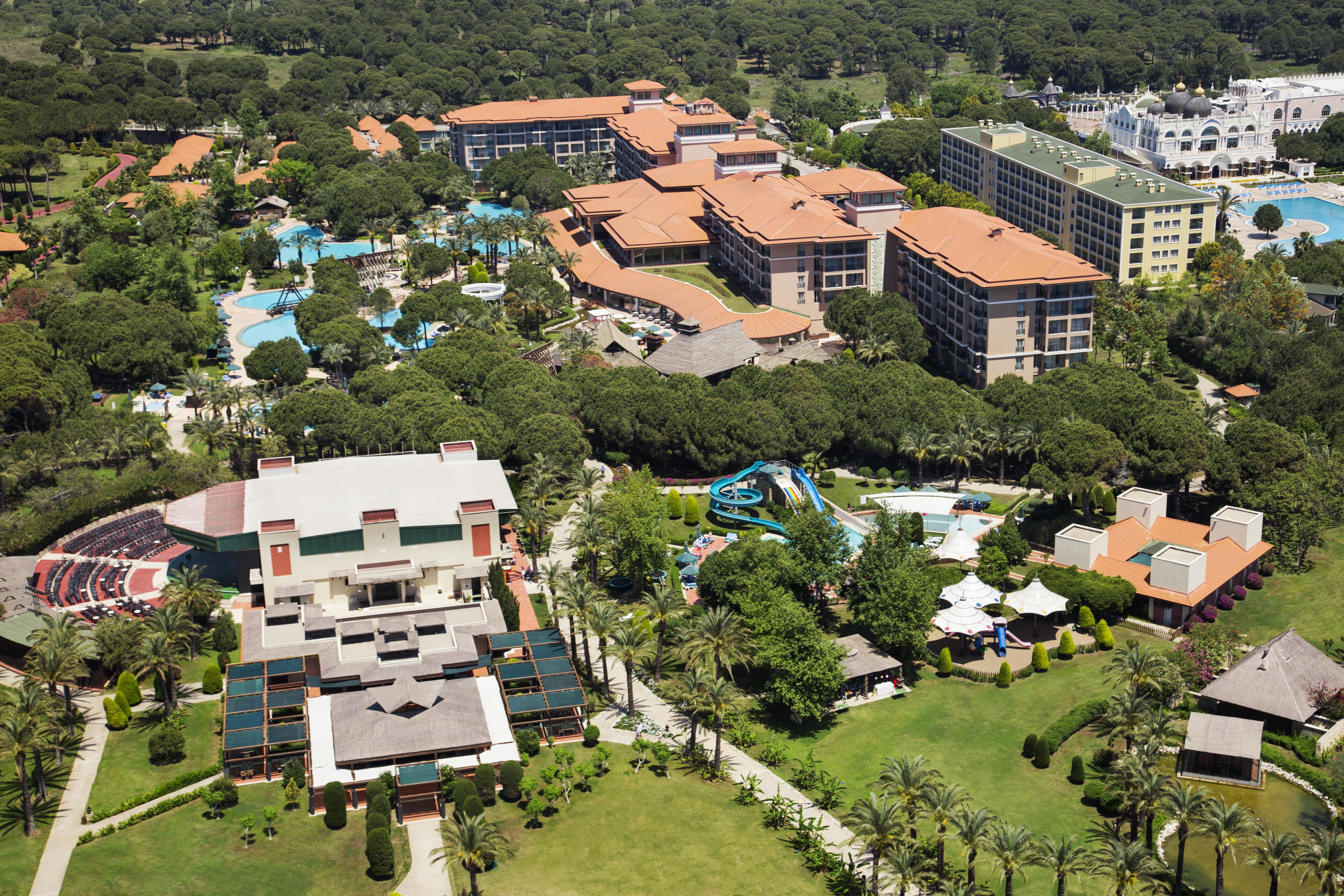 โรงแรมไอซี กรีน พาเลซ อันตัลยา ภายนอก รูปภาพ Aerial view of the resort
