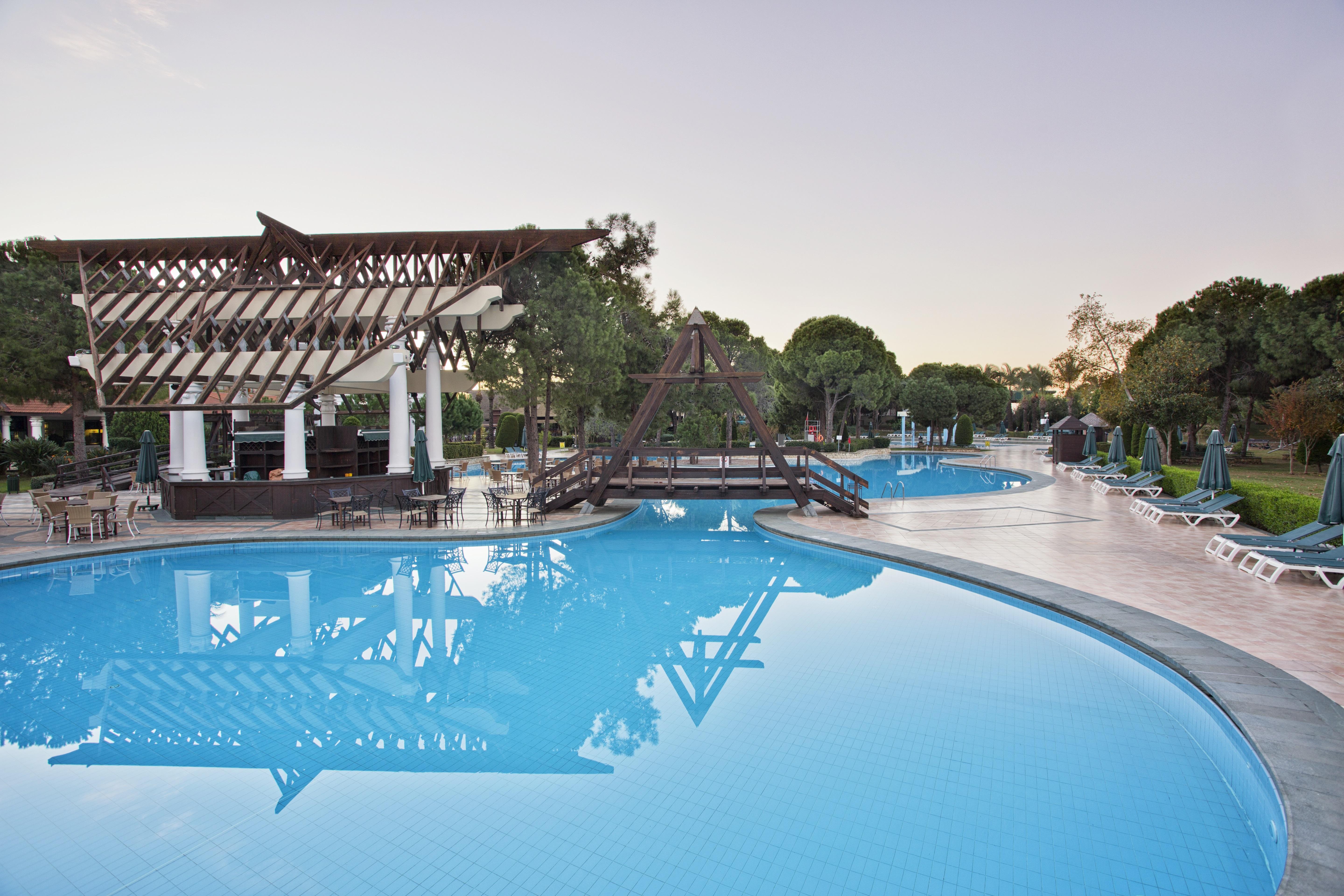 โรงแรมไอซี กรีน พาเลซ อันตัลยา ภายนอก รูปภาพ Pool at the resort