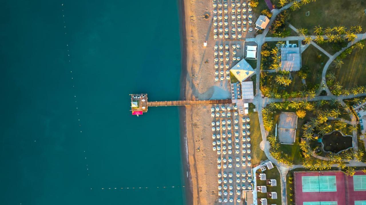 โรงแรมไอซี กรีน พาเลซ อันตัลยา ภายนอก รูปภาพ Aerial view of the beach