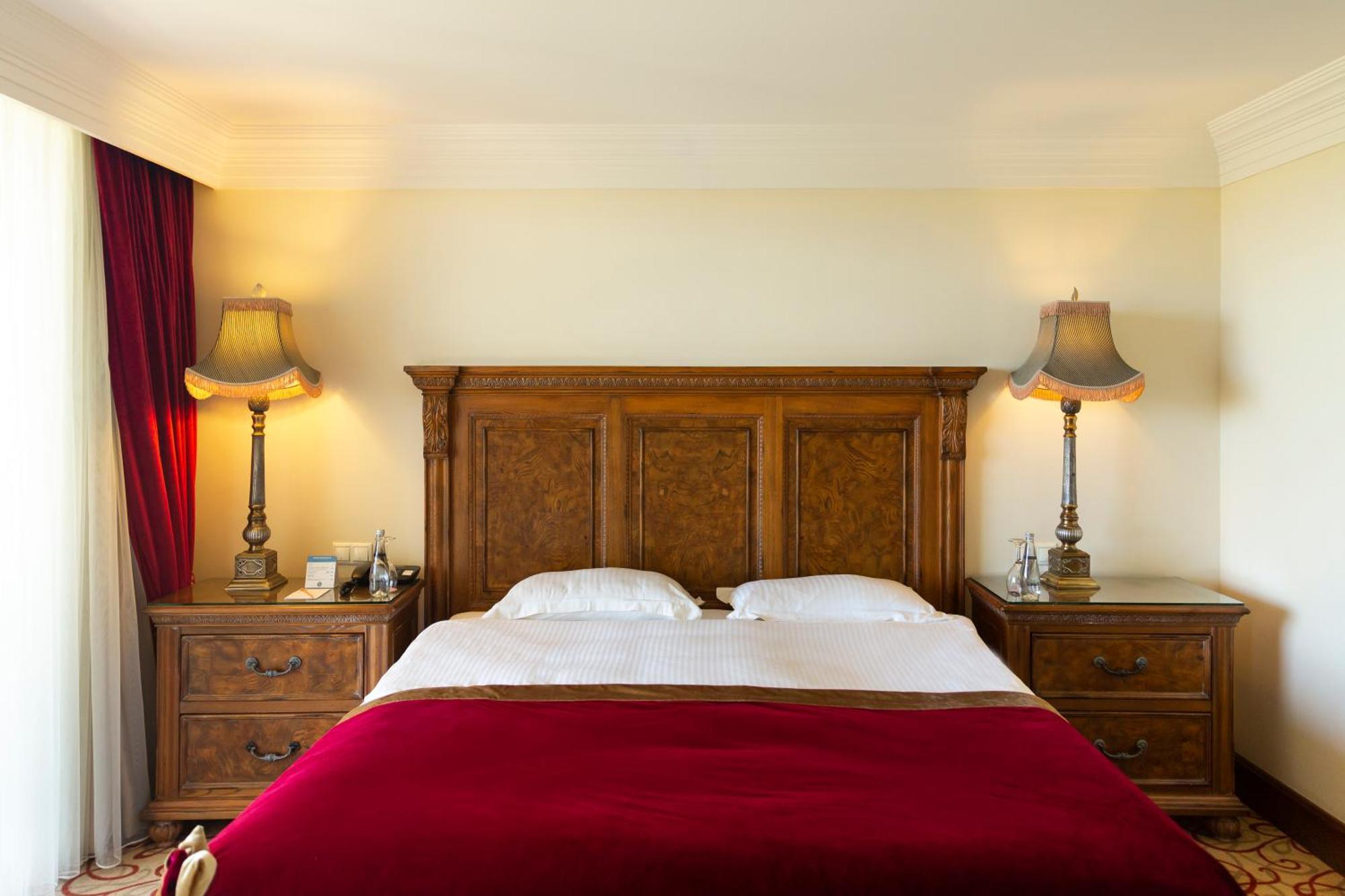โรงแรมไอซี กรีน พาเลซ อันตัลยา ห้อง รูปภาพ A bedroom at the hotel