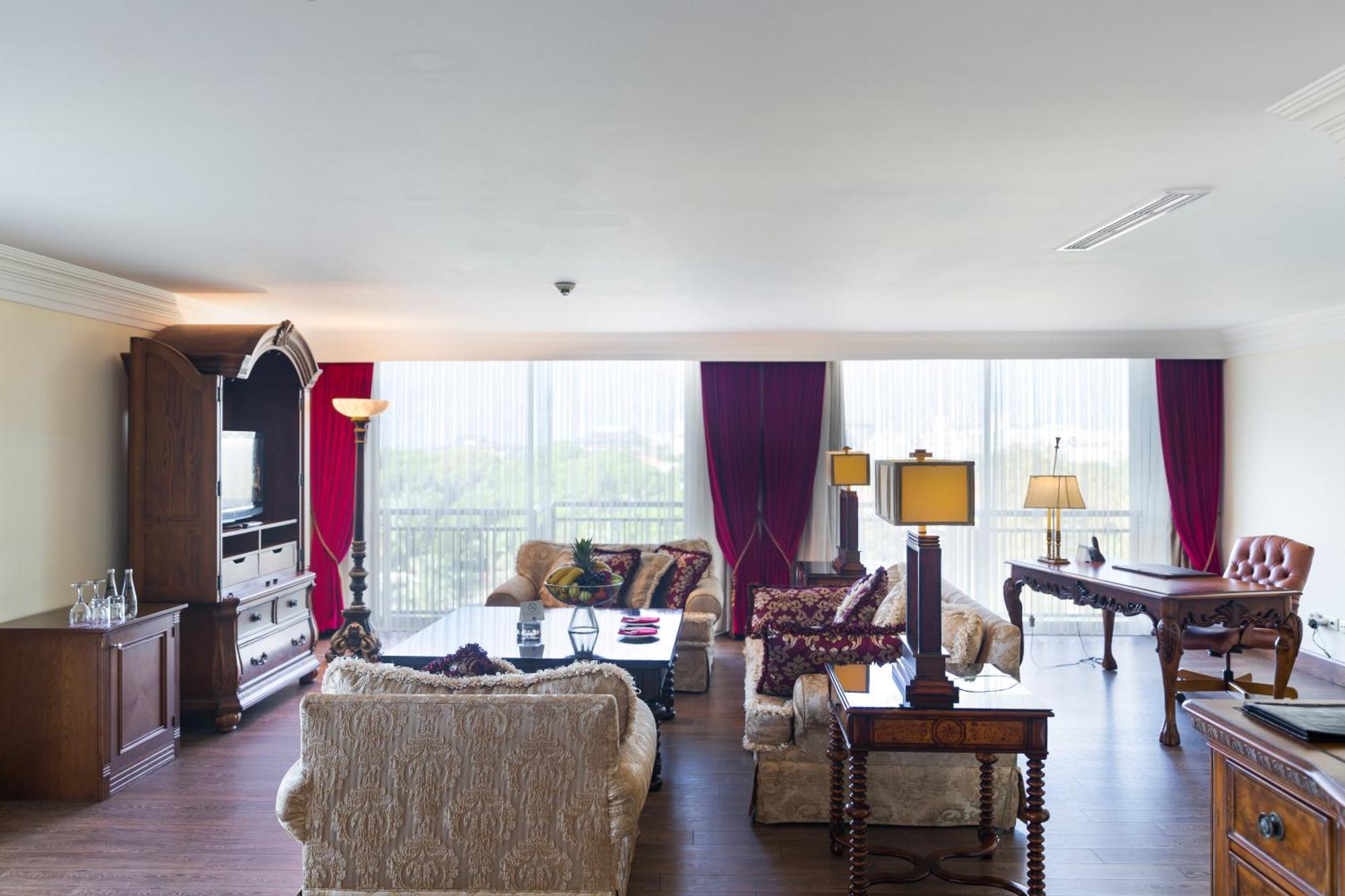 โรงแรมไอซี กรีน พาเลซ อันตัลยา ห้อง รูปภาพ A living room in a typical condominium