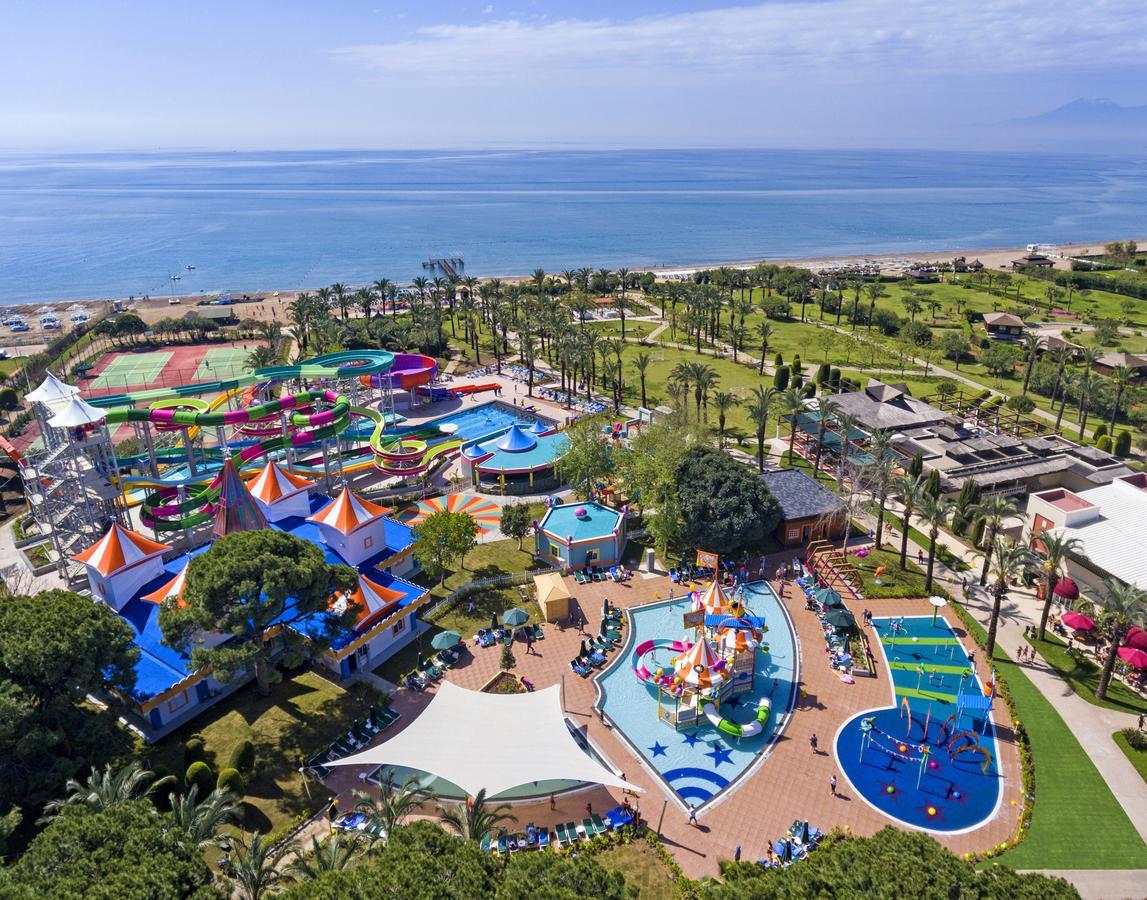 โรงแรมไอซี กรีน พาเลซ อันตัลยา ภายนอก รูปภาพ Aerial view of the park